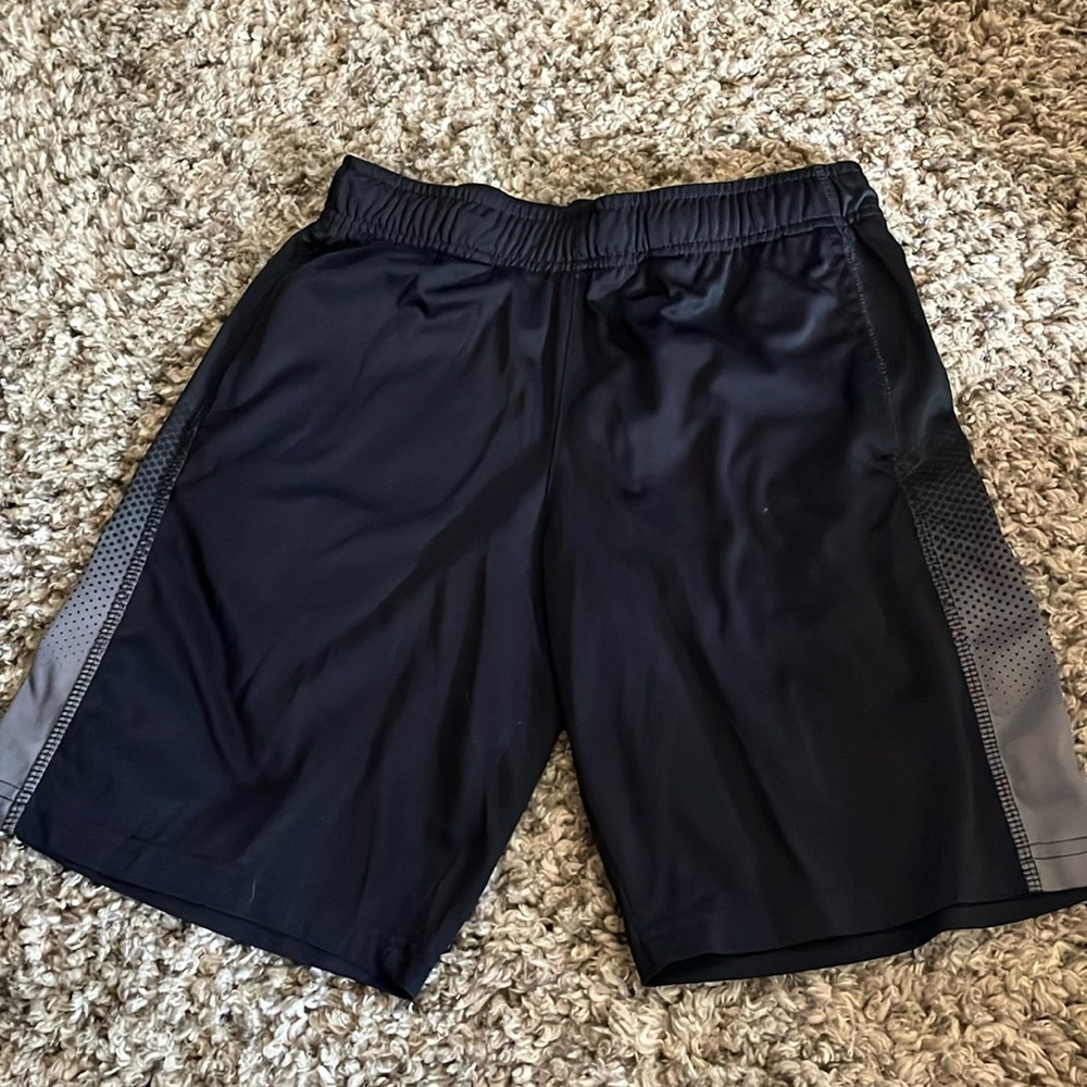 Basketball shorts